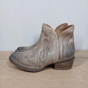 Sterling River Boots Womens 7.5 Gray Leather Embroidered Western Ankle Booties
